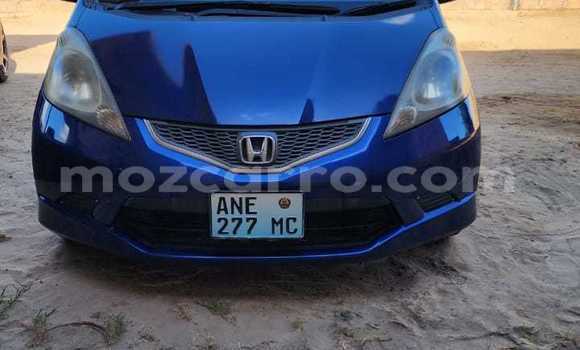 Nunua Ilio tumika Honda Fit Bluu Gari ndani ya Maputo nchini Maputo