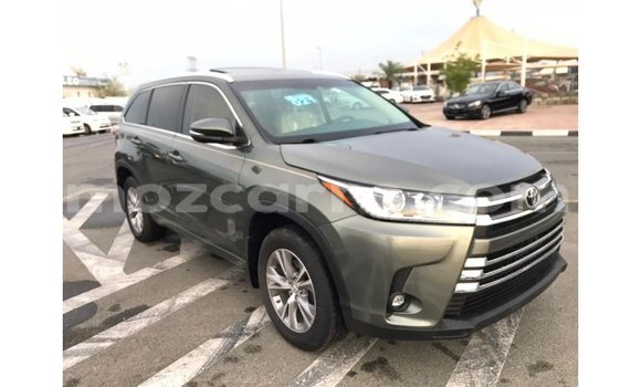 Comprar Importar Toyota Highlander De outros Carro em Import - Dubai em Cabo Delgado Comprar Importar Toyota Highlander De outros Carro em Import - Dubai em Cabo Delgado