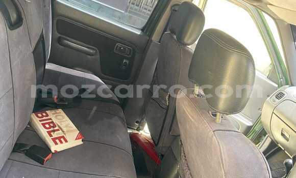 Nunua Ilio tumika Nissan Hardbody Kijani Gari ndani ya Maputo nchini Maputo Nunua Ilio tumika Nissan Hardbody Kijani Gari ndani ya Maputo nchini Maputo