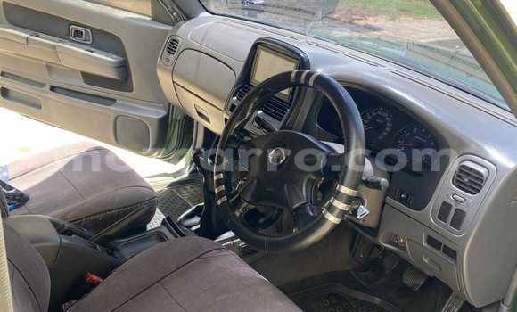Nunua Ilio tumika Nissan Hardbody Kijani Gari ndani ya Maputo nchini Maputo Nunua Ilio tumika Nissan Hardbody Kijani Gari ndani ya Maputo nchini Maputo