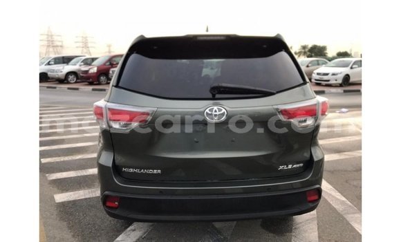 Comprar Importar Toyota Highlander De outros Carro em Import - Dubai em Cabo Delgado Comprar Importar Toyota Highlander De outros Carro em Import - Dubai em Cabo Delgado
