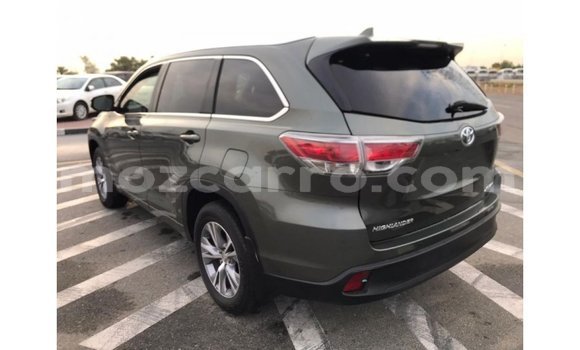 Comprar Importar Toyota Highlander De outros Carro em Import - Dubai em Cabo Delgado Comprar Importar Toyota Highlander De outros Carro em Import - Dubai em Cabo Delgado