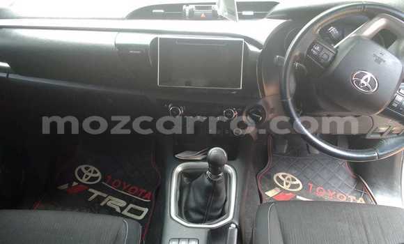 Tenga Tsaru Toyota Hilux Chena Mota in Maputo in Maputo Tenga Tsaru Toyota Hilux Chena Mota in Maputo in Maputo