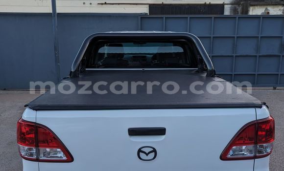 Tenga Tsaru Mazda BT-50 Chena Mota in Maputo in Maputo Tenga Tsaru Mazda BT-50 Chena Mota in Maputo in Maputo