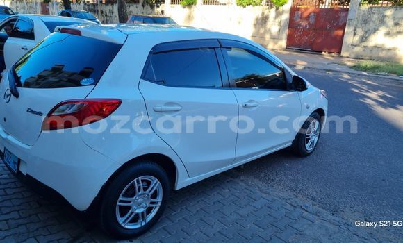 Buy Used Mazda Demio White Car in Maputo in Maputo Buy Used Mazda Demio White Car in Maputo in Maputo