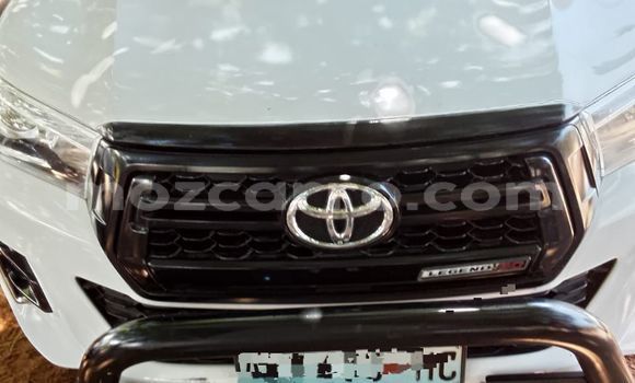 Tenga Tsaru Toyota Hilux Chena Mota in Maputo in Maputo Tenga Tsaru Toyota Hilux Chena Mota in Maputo in Maputo