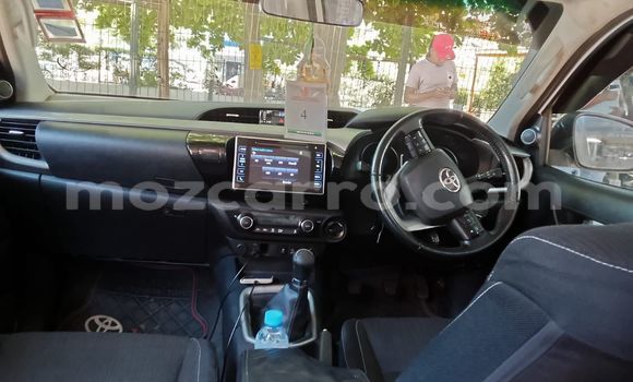 Tenga Tsaru Toyota Hilux Chena Mota in Maputo in Maputo Tenga Tsaru Toyota Hilux Chena Mota in Maputo in Maputo