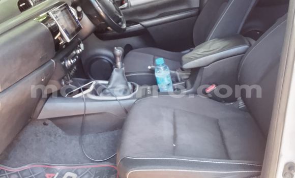 Tenga Tsaru Toyota Hilux Chena Mota in Maputo in Maputo Tenga Tsaru Toyota Hilux Chena Mota in Maputo in Maputo