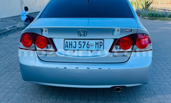 Comprar Usado Honda Civic Prata Carro em Maputo em Maputo Comprar Usado Honda Civic Prata Carro em Maputo em Maputo