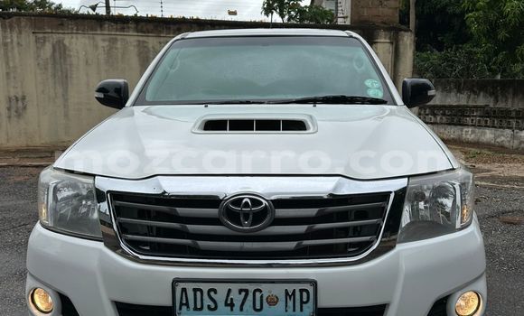 Tenga Tsaru Toyota Hilux Chena Mota in Maputo in Maputo Tenga Tsaru Toyota Hilux Chena Mota in Maputo in Maputo