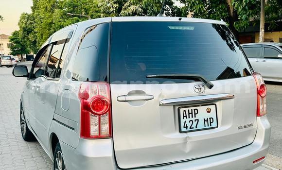 Nunua Ilio tumika Toyota Raum Fedha Gari ndani ya Maputo nchini Maputo Nunua Ilio tumika Toyota Raum Fedha Gari ndani ya Maputo nchini Maputo