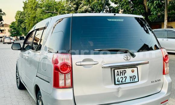 Nunua Ilio tumika Toyota Raum Fedha Gari ndani ya Maputo nchini Maputo Nunua Ilio tumika Toyota Raum Fedha Gari ndani ya Maputo nchini Maputo