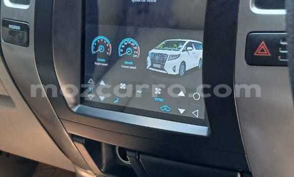 Nunua Ilio tumika Toyota Land Cruiser Prado Nyeupe Gari ndani ya Maputo nchini Maputo Nunua Ilio tumika Toyota Land Cruiser Prado Nyeupe Gari ndani ya Maputo nchini Maputo