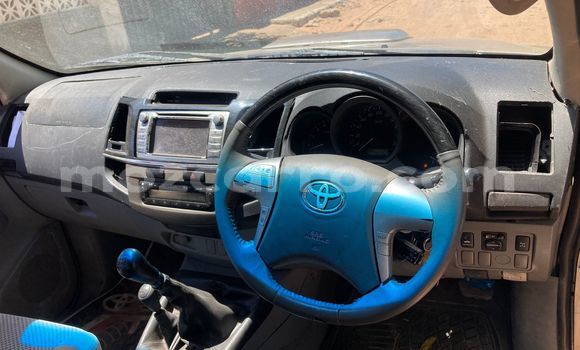 Comprar Usado Toyota Hilux Castanho Carro em Maputo em Maputo Comprar Usado Toyota Hilux Castanho Carro em Maputo em Maputo