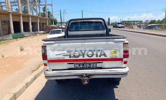 Tenga Tsaru Toyota Hilux Chena Mota in Maputo in Maputo Tenga Tsaru Toyota Hilux Chena Mota in Maputo in Maputo