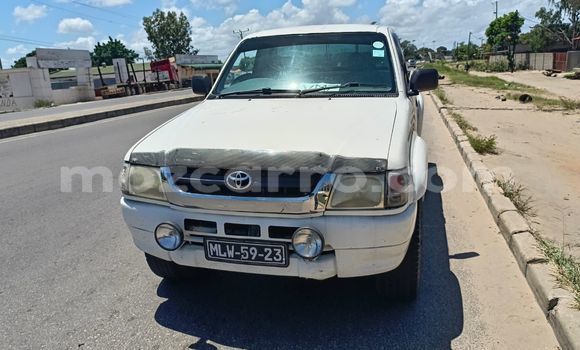 Tenga Tsaru Toyota Hilux Chena Mota in Maputo in Maputo Tenga Tsaru Toyota Hilux Chena Mota in Maputo in Maputo