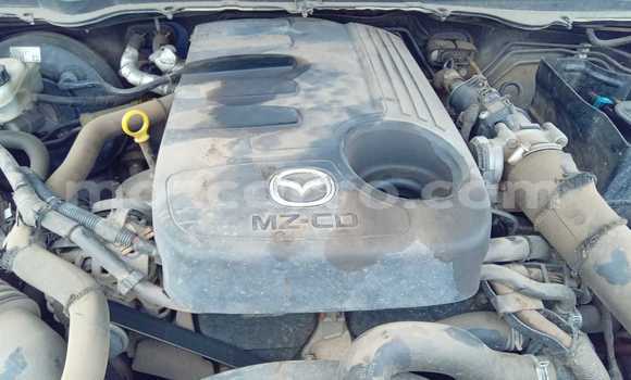 Nunua Ilio tumika Mazda BT-50 Bluu Gari ndani ya Maputo nchini Maputo Nunua Ilio tumika Mazda BT-50 Bluu Gari ndani ya Maputo nchini Maputo