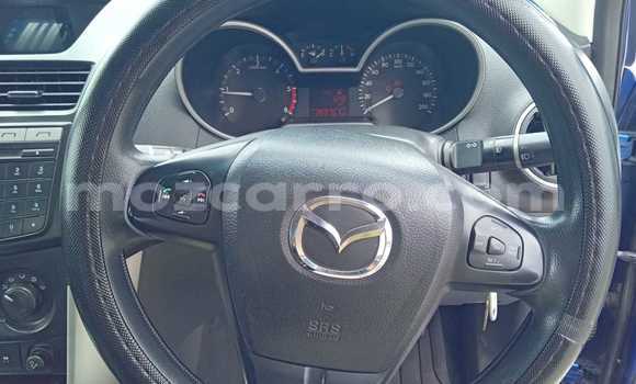 Nunua Ilio tumika Mazda BT-50 Bluu Gari ndani ya Maputo nchini Maputo Nunua Ilio tumika Mazda BT-50 Bluu Gari ndani ya Maputo nchini Maputo