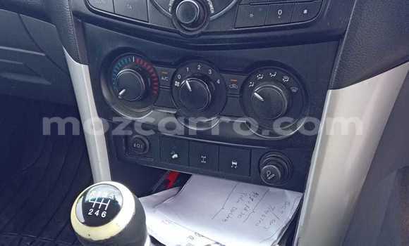 Nunua Ilio tumika Mazda BT-50 Bluu Gari ndani ya Maputo nchini Maputo Nunua Ilio tumika Mazda BT-50 Bluu Gari ndani ya Maputo nchini Maputo