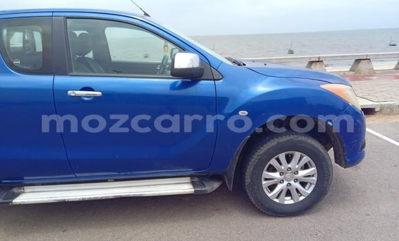 Nunua Ilio tumika Mazda BT-50 Bluu Gari ndani ya Maputo nchini Maputo Nunua Ilio tumika Mazda BT-50 Bluu Gari ndani ya Maputo nchini Maputo