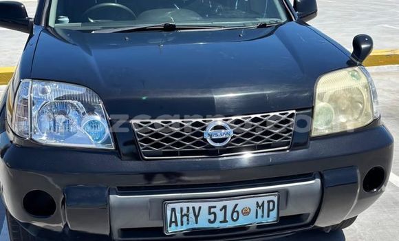 Comprar Usado Nissan X-Trail Preto Carro em Maputo em Maputo