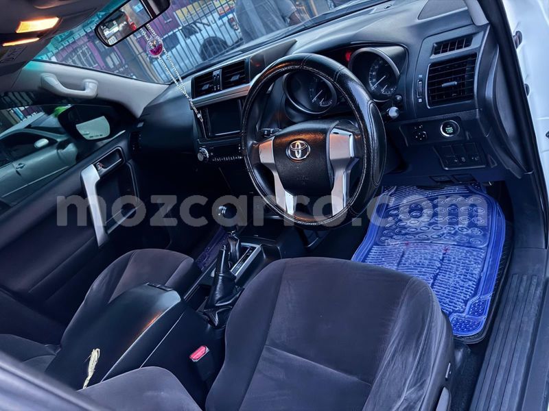 Big with watermark toyota land cruiser prado maputo maputo 35600