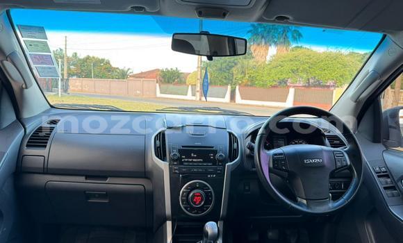 Comprar Usado Isuzu D-MAX De outros Carro em Maputo em Maputo Comprar Usado Isuzu D-MAX De outros Carro em Maputo em Maputo