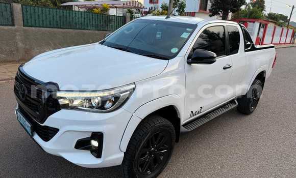 Comprar Novo Toyota Hilux Branco Carro em Maputo em Maputo Comprar Novo Toyota Hilux Branco Carro em Maputo em Maputo