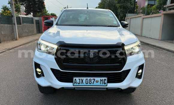 Nunua Mpya Toyota Hilux Nyeupe Gari ndani ya Maputo nchini Maputo Nunua Mpya Toyota Hilux Nyeupe Gari ndani ya Maputo nchini Maputo