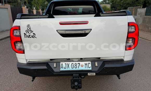 Nunua Mpya Toyota Hilux Nyeupe Gari ndani ya Maputo nchini Maputo Nunua Mpya Toyota Hilux Nyeupe Gari ndani ya Maputo nchini Maputo