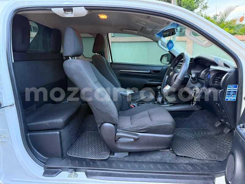 Big with watermark toyota hilux maputo maputo 35605