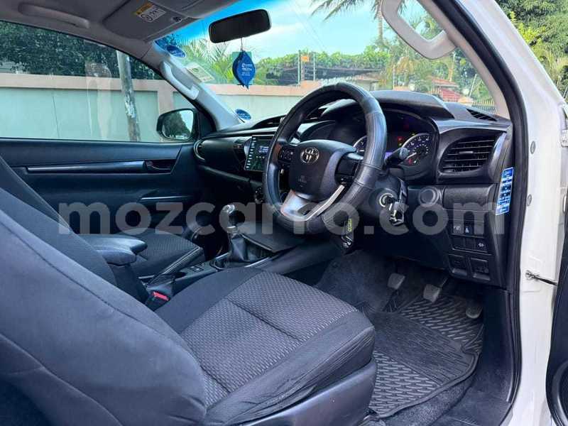 Big with watermark toyota hilux maputo maputo 35605