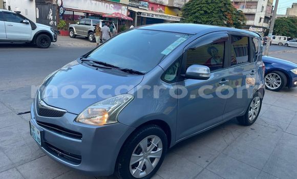 Nunua Ilio tumika Toyota Ractis Bluu Gari ndani ya Maputo nchini Maputo