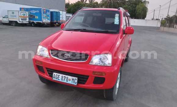 Comprar Usado Toyota Camry Vermelho Carro em Maputo em Maputo