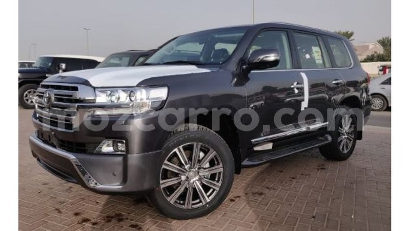 Big with watermark toyota land cruiser cabo delgado import dubai 5852