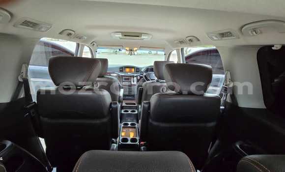Buy Used Nissan Ellgrand Black Car in Maputo in Maputo Buy Used Nissan Ellgrand Black Car in Maputo in Maputo