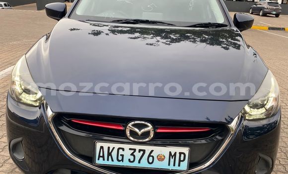 Comprar Usado Mazda Demio Azul Carro em Maputo em Maputo