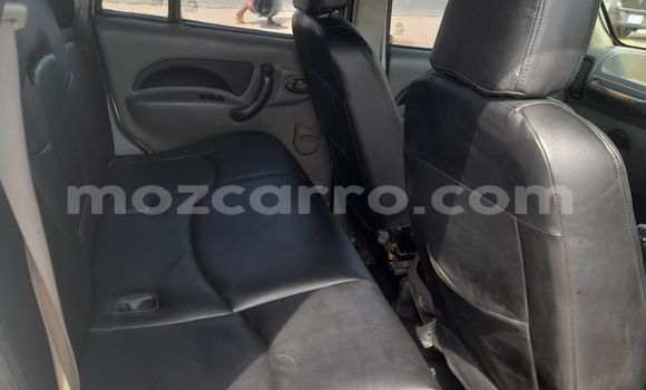 Buy Used Mahindra Scorpio White Car in Maputo in Maputo Buy Used Mahindra Scorpio White Car in Maputo in Maputo