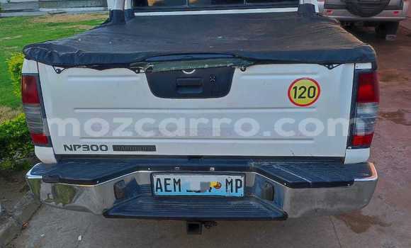 Buy Used Nissan Hardbody White Car in Maputo in Maputo Buy Used Nissan Hardbody White Car in Maputo in Maputo