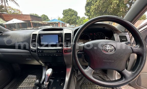 Nunua Ilio tumika Toyota Land Cruiser Prado Nyingine Gari ndani ya Maputo nchini Maputo Nunua Ilio tumika Toyota Land Cruiser Prado Nyingine Gari ndani ya Maputo nchini Maputo