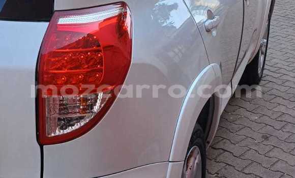 Buy Used Toyota RAV4 White Car in Maputo in Maputo Buy Used Toyota RAV4 White Car in Maputo in Maputo