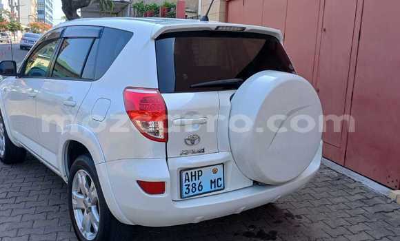 Buy Used Toyota RAV4 White Car in Maputo in Maputo Buy Used Toyota RAV4 White Car in Maputo in Maputo