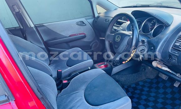 Comprar Usado Honda Fit Vermelho Carro em Maputo em Maputo Comprar Usado Honda Fit Vermelho Carro em Maputo em Maputo