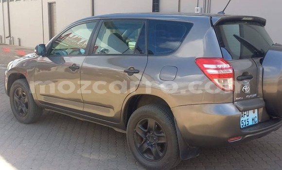 Nunua Ilio tumika Toyota RAV4 Nyingine Gari ndani ya Maputo nchini Maputo Nunua Ilio tumika Toyota RAV4 Nyingine Gari ndani ya Maputo nchini Maputo