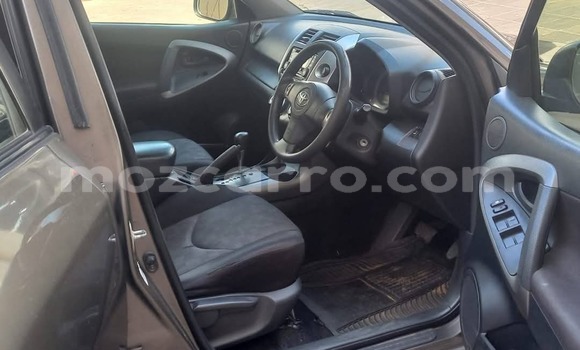Nunua Ilio tumika Toyota RAV4 Nyingine Gari ndani ya Maputo nchini Maputo Nunua Ilio tumika Toyota RAV4 Nyingine Gari ndani ya Maputo nchini Maputo