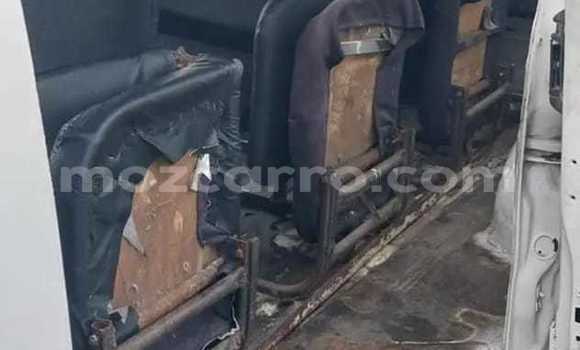 Buy Used Toyota Hiace White Car in Maputo in Maputo Buy Used Toyota Hiace White Car in Maputo in Maputo