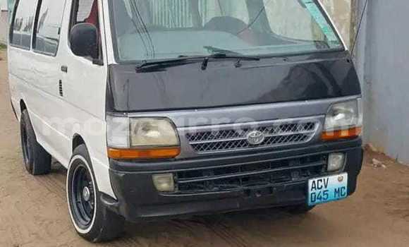 Buy Used Toyota Hiace White Car in Maputo in Maputo Buy Used Toyota Hiace White Car in Maputo in Maputo