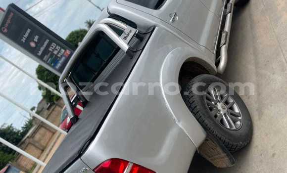 Buy Used Toyota Hilux Silver Car in Maputo in Maputo Buy Used Toyota Hilux Silver Car in Maputo in Maputo