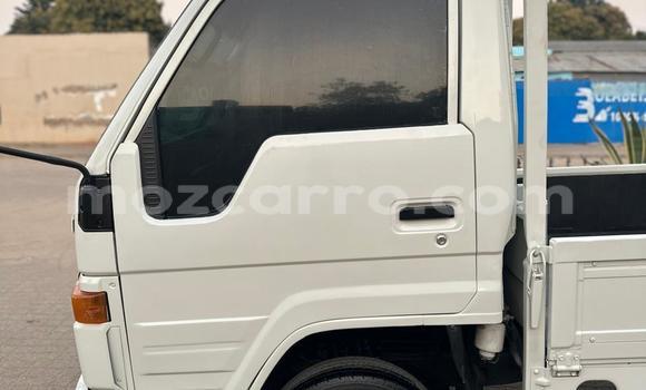 Nunua Ilio tumika Toyota Dyna Nyeupe Gari ndani ya Maputo nchini Maputo Nunua Ilio tumika Toyota Dyna Nyeupe Gari ndani ya Maputo nchini Maputo