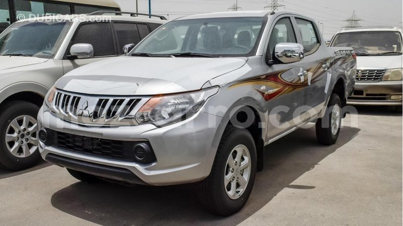 Big with watermark mitsubishi l200 cabo delgado import dubai 5856